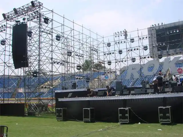 郑州雷亚架舞台搭建观众席搭建临时看台租赁雷亚网架