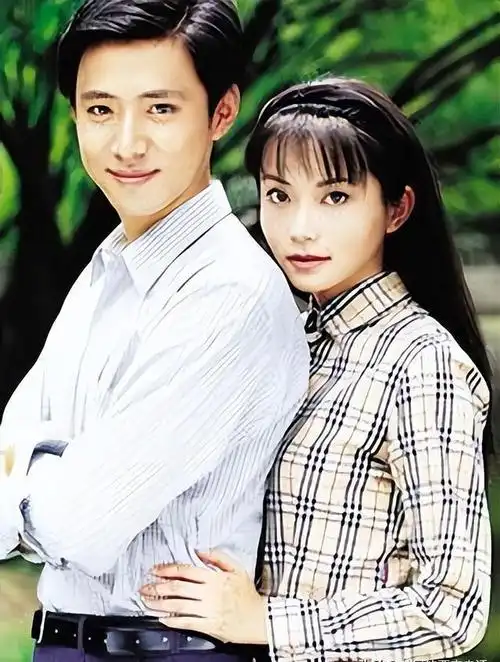 《情深深雨濛濛》中的陆尓豪一角刻画得栩栩如生,深深烙印在我们心中