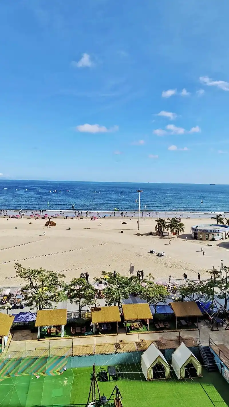 出来散散心#阳光沙滩海浪 #沙滩92 #带娃旅行 - 抖音