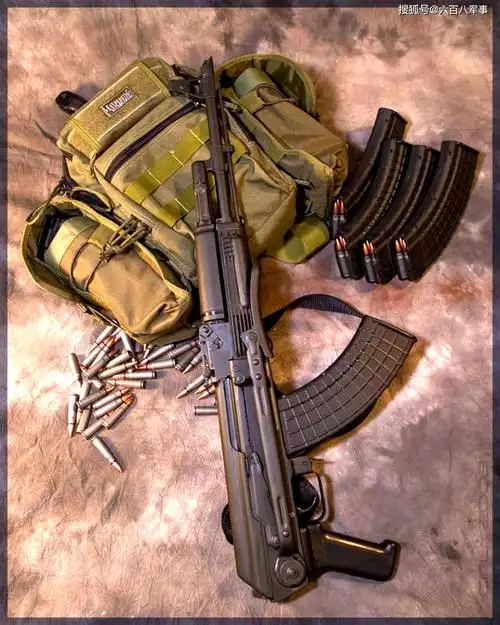 轻武器欣赏系列,喜欢看ak的,这次一饱眼福