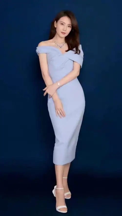 42岁高圆圆拿下倩碧全球代言首次尝试ai造型就封神颜值真绝了