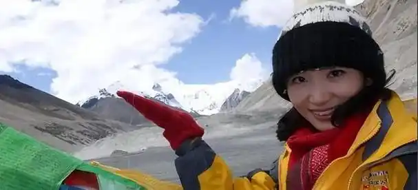 央视主播刘芳菲献唱《青藏高原》,惊艳全场!