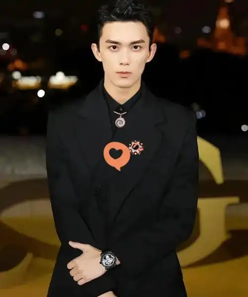 第27名吴磊王星越是新鲜爆火得花美男哦,年龄非常小,零零后,长得非常