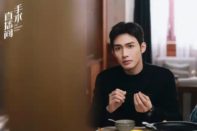 #张彬彬郑仁##张彬彬手术直播间#