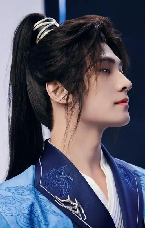 杨洋新古装造型有多绝