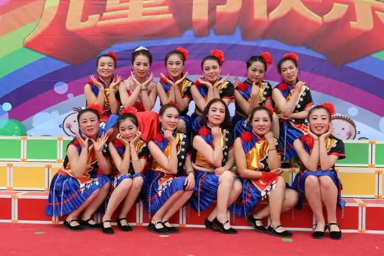 骆驼城镇中心幼儿园庆"六一"文艺演出精彩花絮