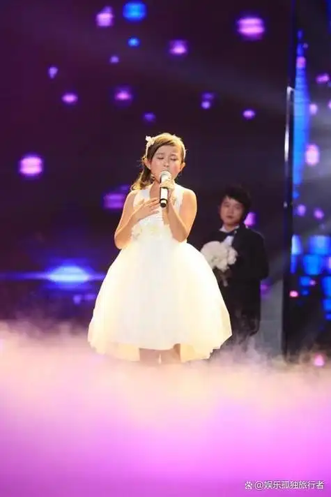 嫁给身高1米3袖珍医生结婚12年不敢生育朱洁如今怎么样了