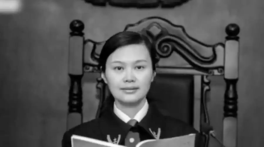 因拒绝"打招呼"被同乡杀害 湖南高院女法官遇害案今日一审开庭