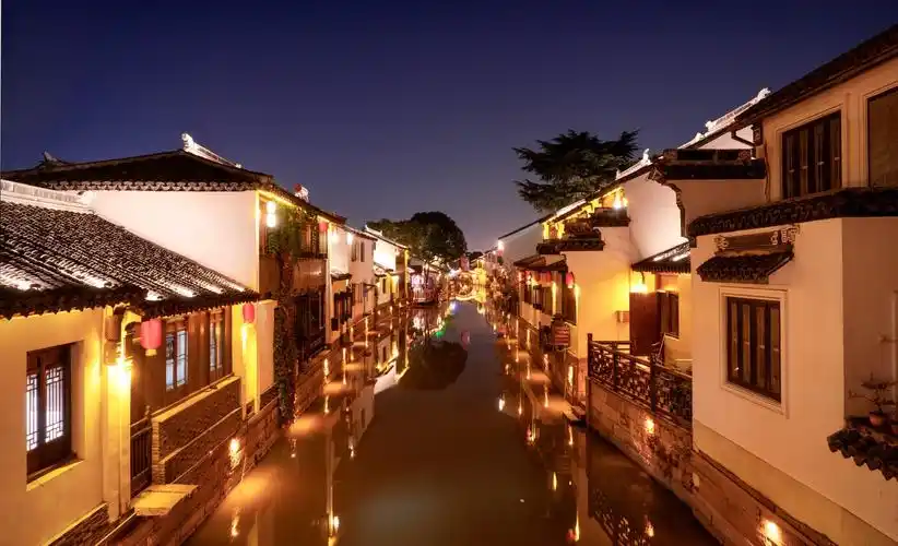 水乡夜景