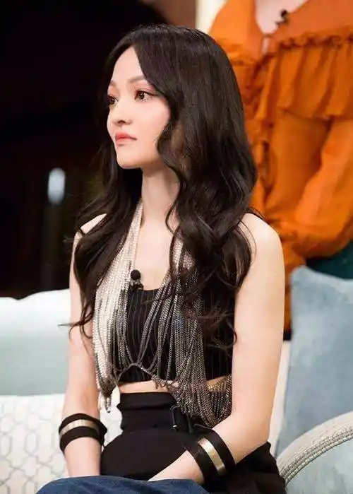 飞轮海,黑涩会美眉,棒棒堂,twins,周杰伦,林俊杰,张韶涵,she……都是