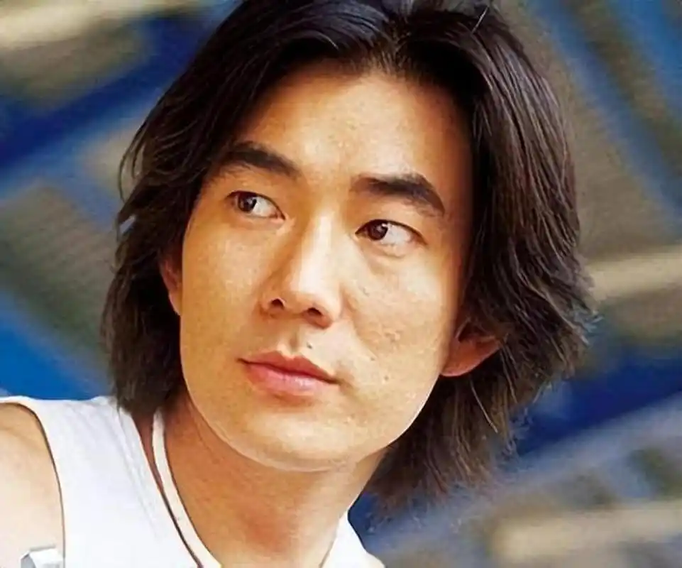 8090歌曲#8090 学生时代最爱听的歌曲,你都喜欢那些歌曲呢?