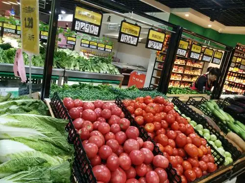 东方超市长阳店2018年8月16日生鲜陈列及晨会图片