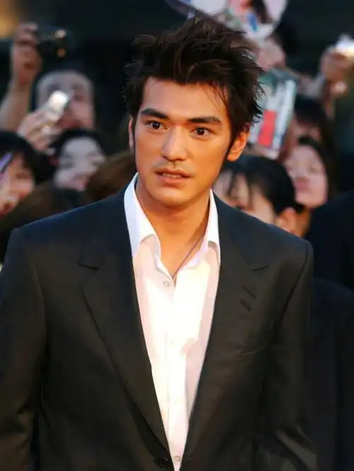 金城武的爆炸头01好绝