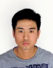 姜鑫大学证件照