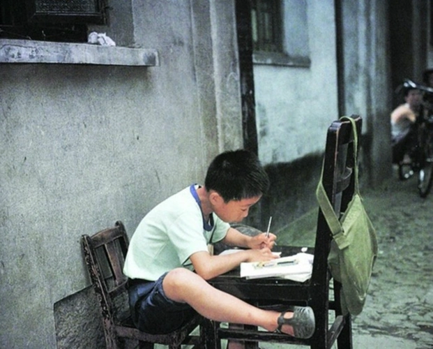 80后彩色老照片:看完第四张我哭,当年认识的女孩如今在何方