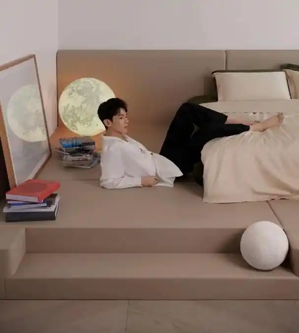 白敬亭的"豪宅"火了,全屋那叫一个极简,没有一丝俗气,真羡慕