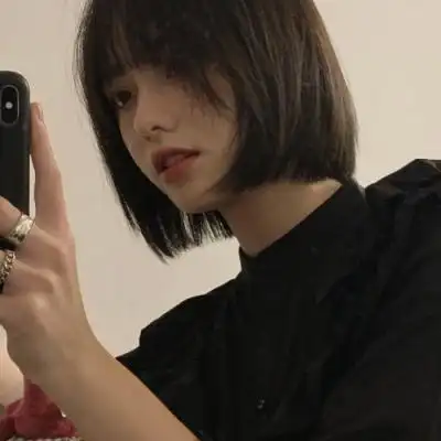 日系.酷帅.短发女头#我也讨厌一_女生头像_我要个性网