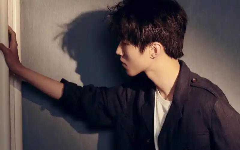 王俊凯杂志写真高清电脑桌面壁纸