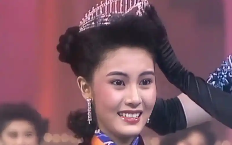 最美港姐李嘉欣1988香港小姐选秀总决赛