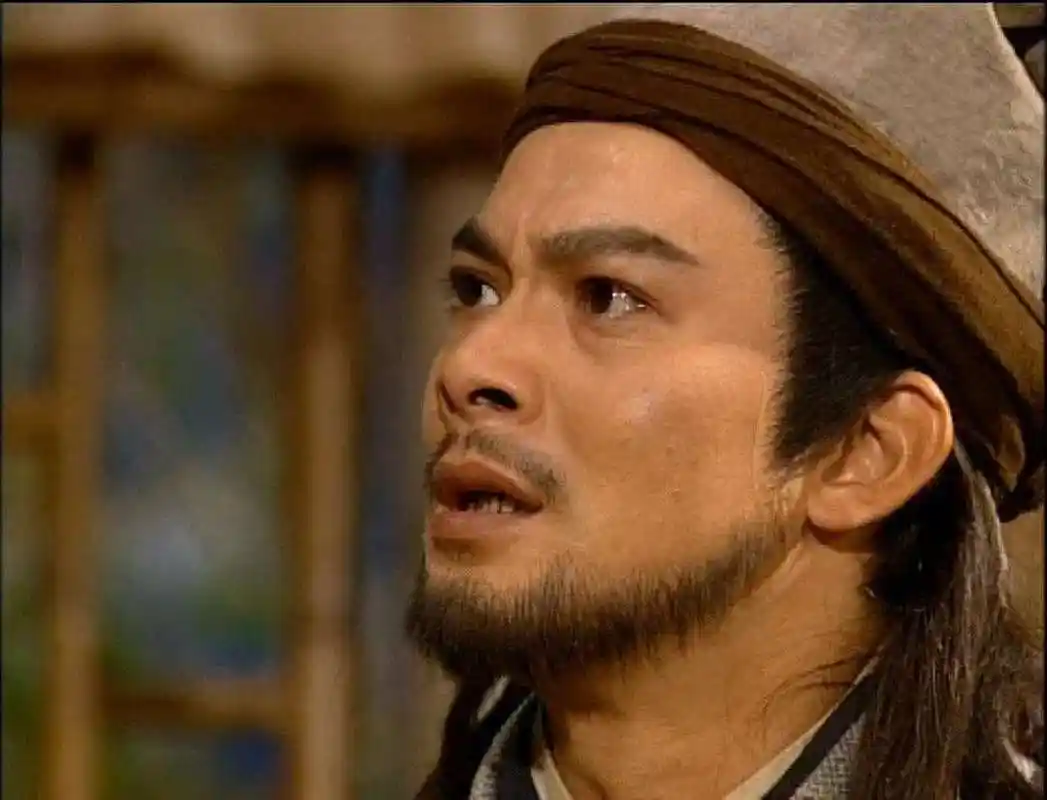 1997年,重回巅峰的作品《天龙八部》问世,他在其中饰演乔峰,侠肝义胆.