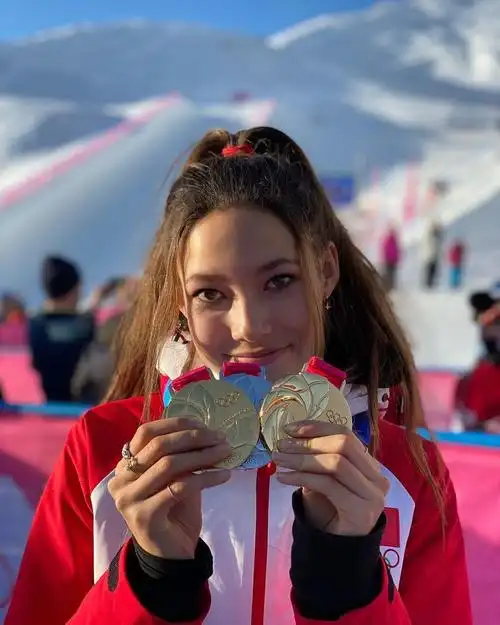 中美混血儿(爽文般人生!