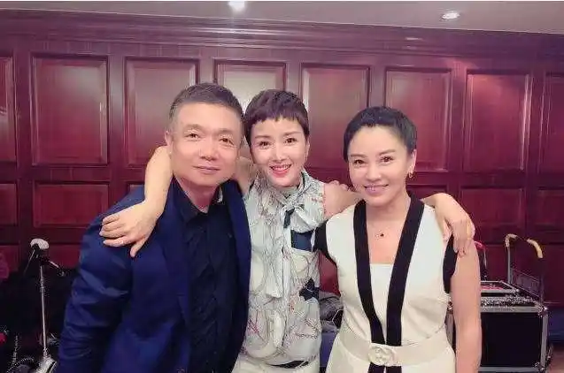 黄曼_剧中_家庭