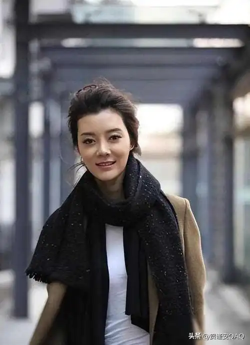 车晓:前夫被悬赏2160万,直播频翻车,如今的她,证明郝蕾没说错|邓超