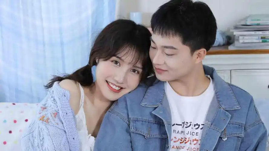 2021最新情侣甜蜜写真