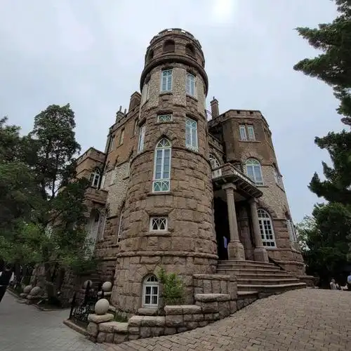 青岛八大关景区是得天独厚的福地