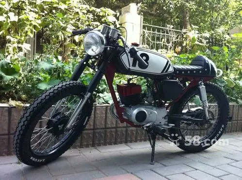 发点ax100改装的图吧 自作多情的说下 这才叫经典复活!