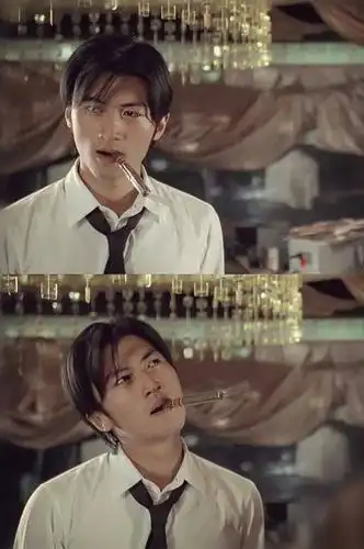 谢霆锋吴亦凡同框,两人差别巨大,网友:谢霆锋完爆旁边的