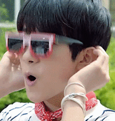 梨涡藏着星辰的光