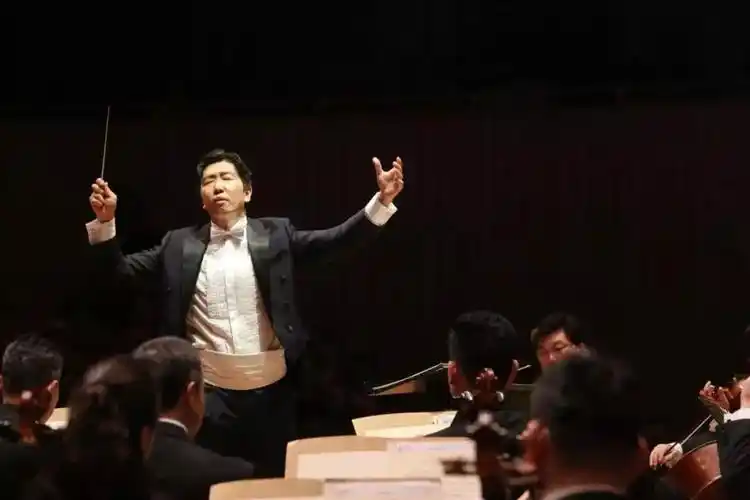 总监,俄罗斯"指挥沙皇"捷杰耶夫已经将滨海分院视为重要的管理目标:"