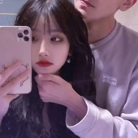 qq情侣头像一张两人一起长胖一起变老