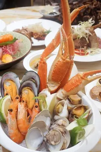 游宴一品招牌菜前来助攻上海万达瑞华酒店美食汇餐厅自助晚餐