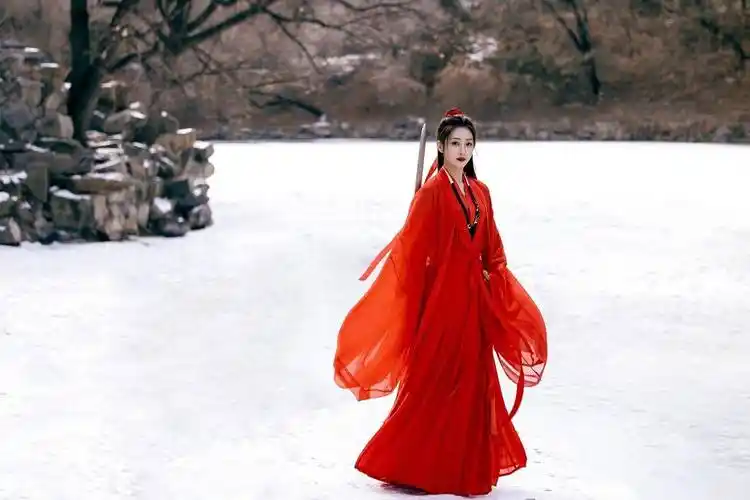 宣璐凤栖梧红衣高马尾造型