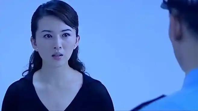 罪域:张晓丽想要调查案件详情,结果被领导阻止,这下精彩了-影视综视频