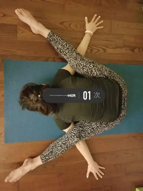 想好似我咁柔软50岁都可以变蜘蛛瑜伽