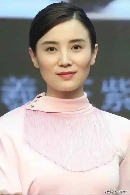 这谁顶得住嘛43岁宋佳真正的人间尤物