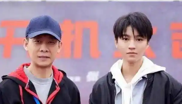 "衰神附体"张译:被嘲长相丑却成影帝,守候初恋植物人十年_王俊凯