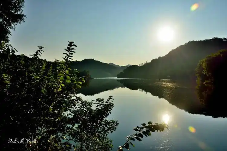 都江堰这些神仙颜值湖泊个个美景如画秋游打卡千万别错过