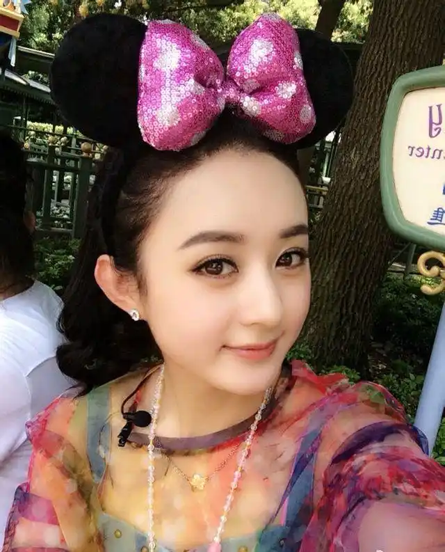 赵丽颖的自拍照,魅力无限!