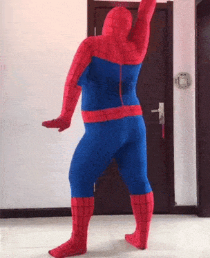 搞笑gif趣图:小子,算你厉害,有本事等我长大了再来!