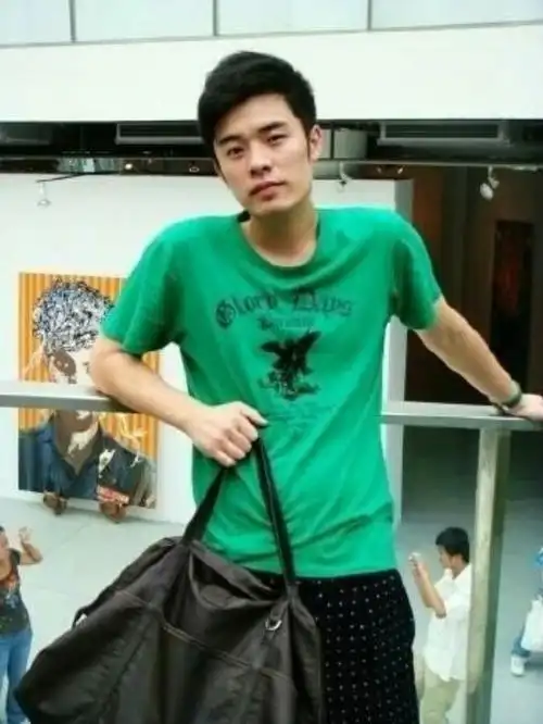 回顾许婧被前夫陈赫伤透了心今收获幸福和国外男友恩爱甜蜜