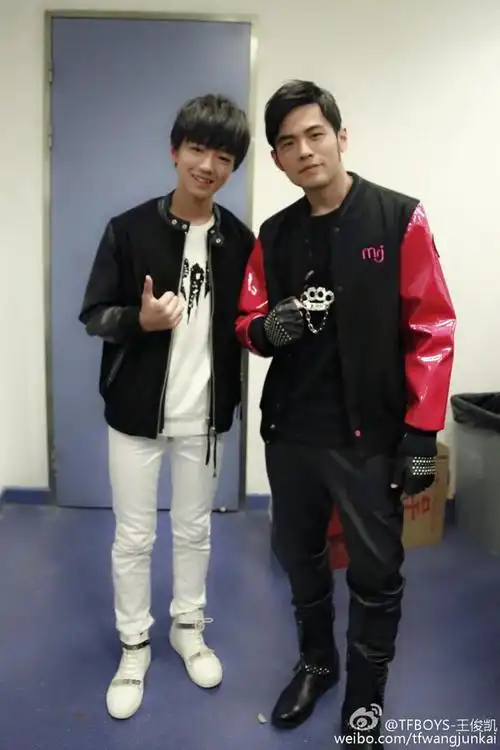 周杰伦喜迎45岁生日!