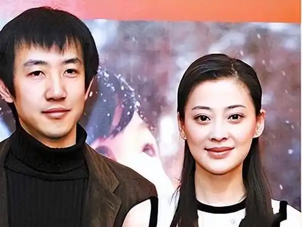 梅婷:婚后6年,花400万养不熟一位"白眼狼",二婚嫁大11岁老公