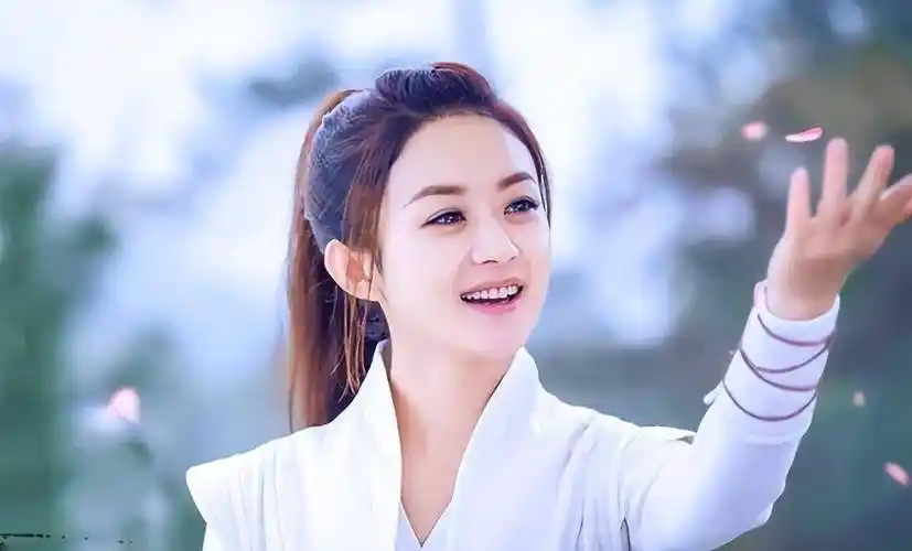 谢霆锋的手,赵丽颖的血栓,张嘉译的背,打了多少明星的脸?