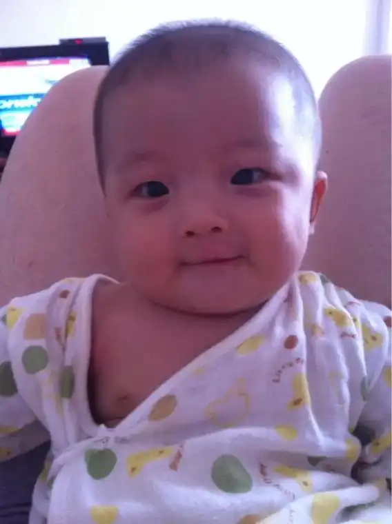 本想记录小男孩人生第一个#寸头 没想到把照片排过来,看到的全 - 抖音