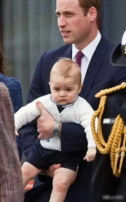 英国夏洛特公主萌娃界的逆袭王者威廉王子的心头肉