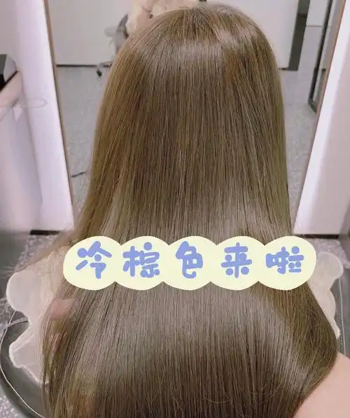 调节这款发色呈现的亚麻色调多点,还是粉棕色调多一点,从而达到一